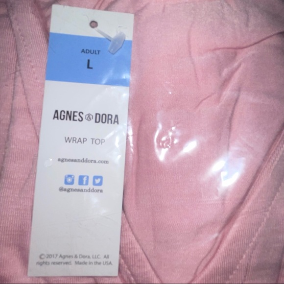 AGNES & DORA Wrap Around Top Pink Sand Deep V Neckline Half Sleeve New - Picture 9 of 10